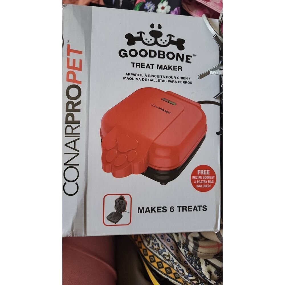 Full inclusion nwt treat maker